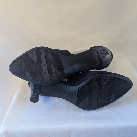 Life Stride Giovanna 2 Pump in Navy Suede 9.5 Wide Brand New - Picture 8 of 9